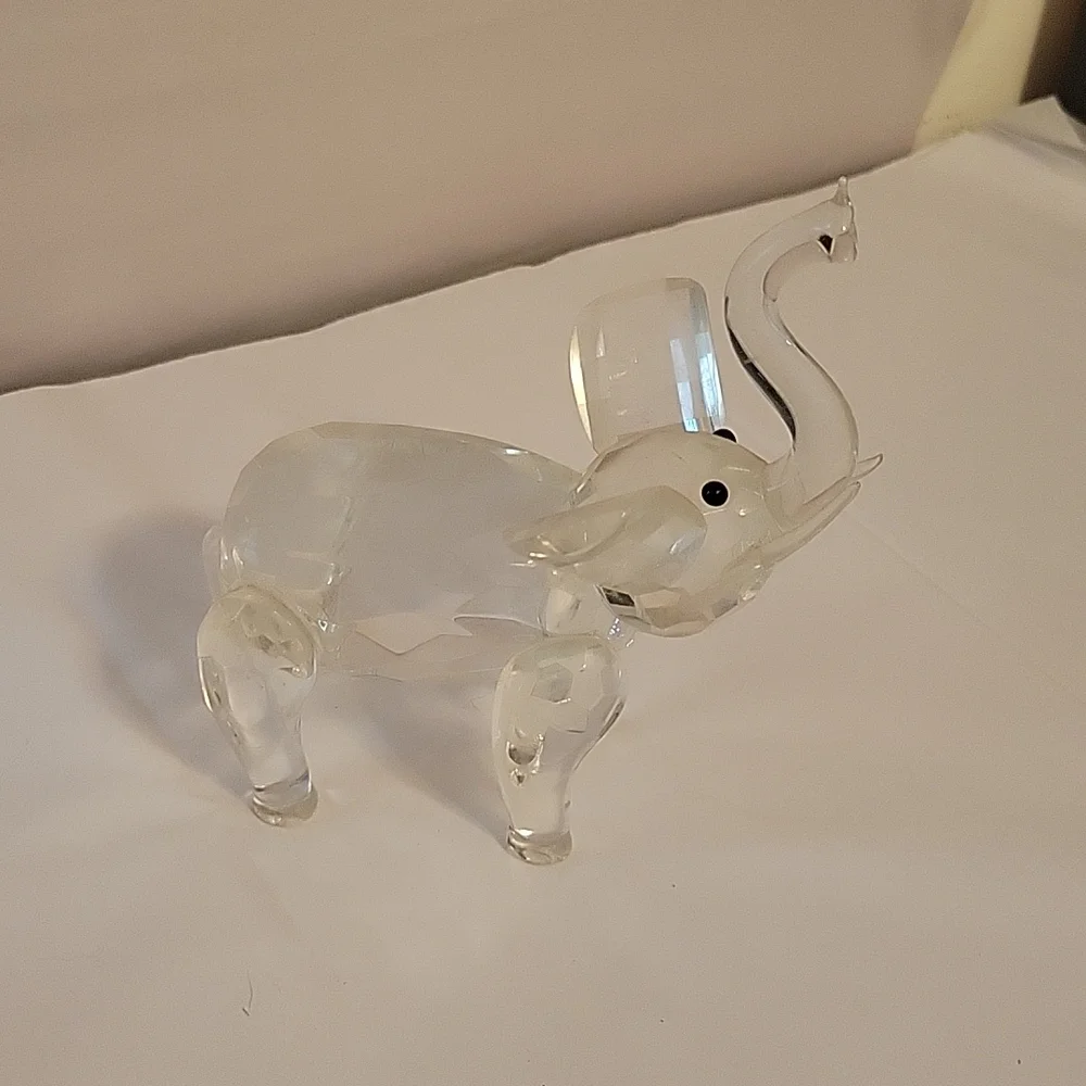 Shannon Crystal Elephant